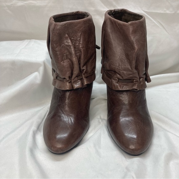 Nine West Leather Fold Over Slouch Boots Size 9 Brown. - Picture 2 of 6